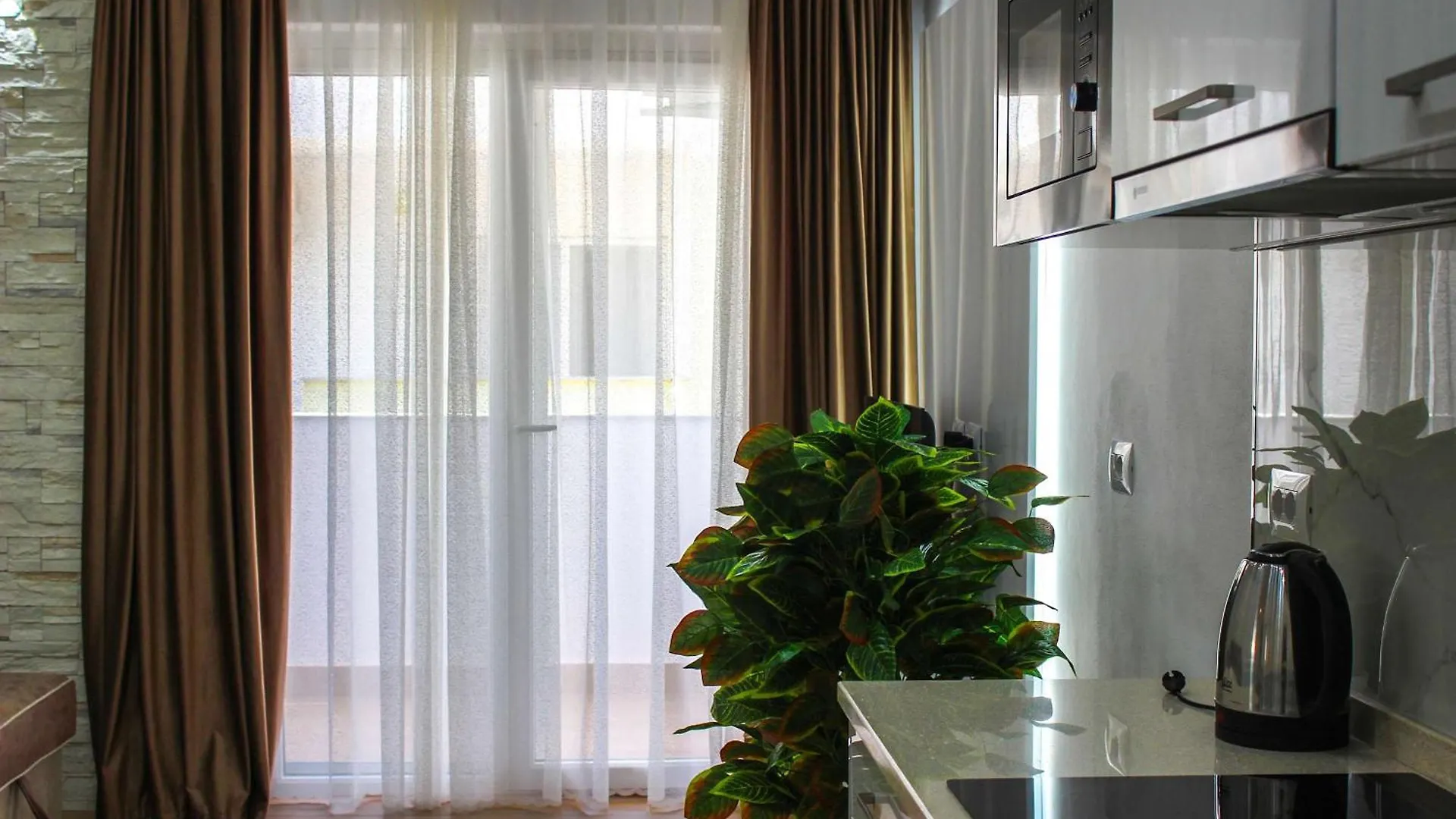 Nova Brand New Apartment Golem  Albanien